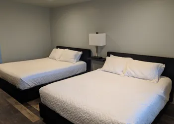 Bear River Hot Springs hotel thumbnail 3