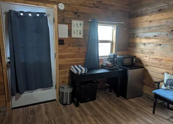 Bear River Hot Springs hotel thumbnail 6