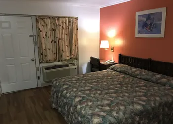 Sunnyside Motel hotel thumbnail 2
