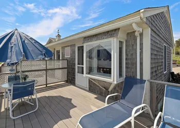 Chatham Tides hotel thumbnail 7