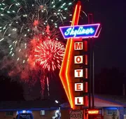 Skyliner Motel hotel detail image 5