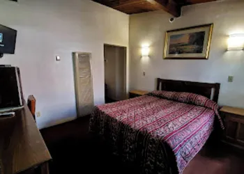 Santa Fe Motel Tehachapi by Hotel O hotel thumbnail 3