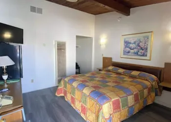 Santa Fe Motel Tehachapi by Hotel O hotel thumbnail 8