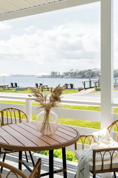 Bluebird Ocean Point Inn hotel detail image 6
