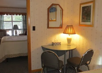 The Pines Country Inn hotel thumbnail 6