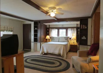 The Pines Country Inn hotel thumbnail 8