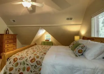 North Canyon Inn hotel thumbnail 7