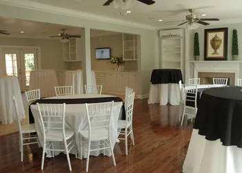The Oaks Bed and Breakfast hotel thumbnail 2