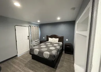 Cornett Motel hotel thumbnail 6