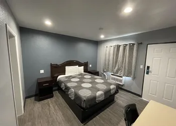 Cornett Motel hotel thumbnail 7