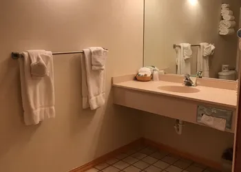 Mountain Lake Lodge hotel thumbnail 5