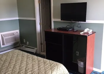 Shirley Motel hotel thumbnail 3