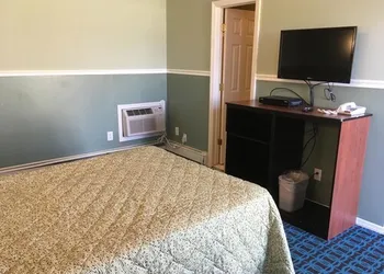 Shirley Motel hotel thumbnail 8