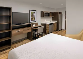 WoodSpring Suites Cherry Hill hotel thumbnail 6