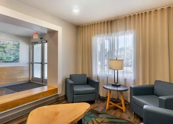 Extended Stay America Select Suites Tampa Brandon East hotel thumbnail 4