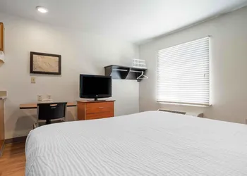 Extended Stay America Select Suites Tampa Brandon East hotel thumbnail 7