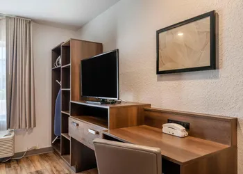 Extended Stay America Select Suites Tampa Brandon East hotel thumbnail 8