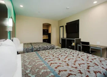 Palace Inn and Suites - Willowbrook Mall hotel thumbnail 3