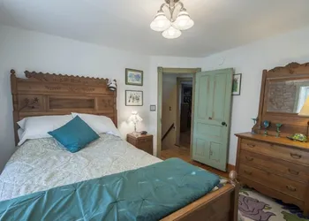 Frush Farm Bed & Breakfast hotel thumbnail 4