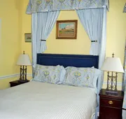 Bellevue Manor hotel detail image 5