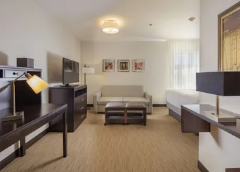 Staybridge Suites Irapuato by IHG hotel thumbnail 3