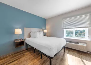 Extended Stay America Select Suites Deerfield Beach hotel thumbnail 6