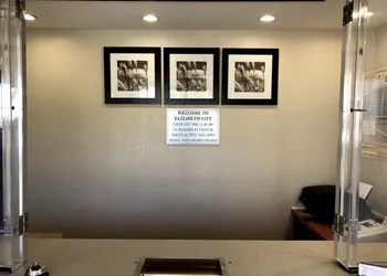 Whistling Pines - Daily & Extended Stay, Elizabeth City hotel thumbnail 2