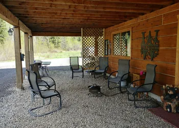 Wolfwood Guest Ranch hotel thumbnail 2