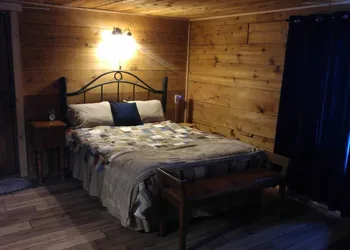Wolfwood Guest Ranch hotel thumbnail 6