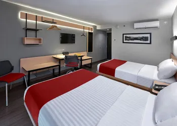 City Express by Marriott Monterrey Lindavista hotel thumbnail 4