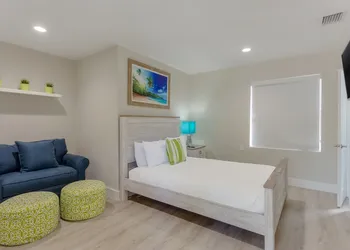 Drift Hotel hotel thumbnail 8