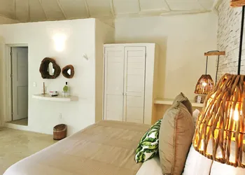 Coco Unlimited hotel thumbnail 4