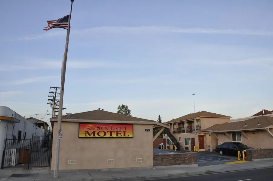 Sun Light Motel hotel detail image 2