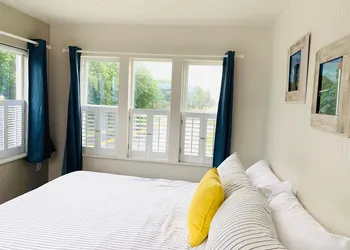 Boardwalk Cottages hotel thumbnail 3