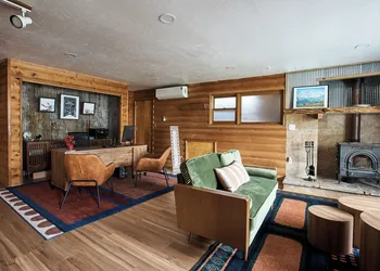 Misty Mountain Lodge hotel thumbnail 2