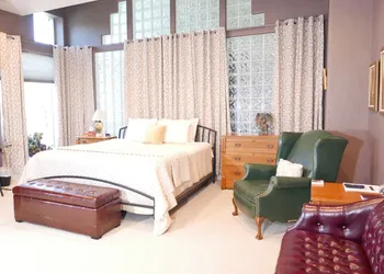 Mill Creek Gardens hotel thumbnail 2