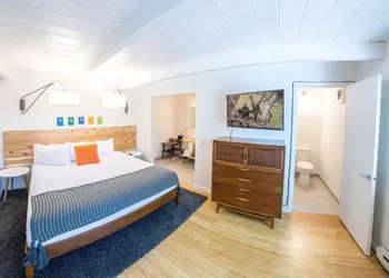 Monarch Motel hotel thumbnail 4