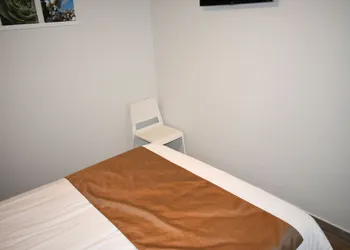 California Comfort and Suites hotel thumbnail 6