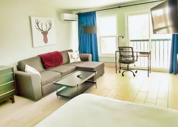 Terrace Suites hotel thumbnail 5