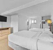 The Beach House hotel detail image 4