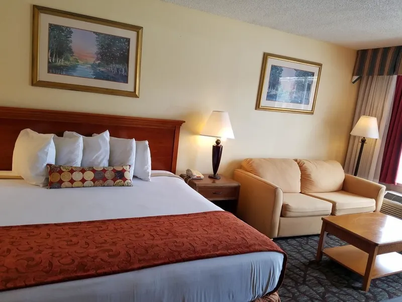 Sun Inn & Suites hotel detail image 2