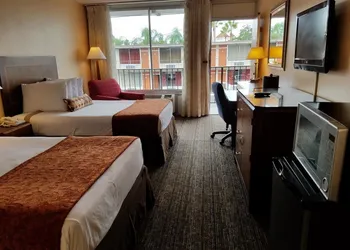 Sun Inn & Suites hotel thumbnail 4