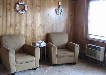 Shore Point Motel hotel thumbnail 3