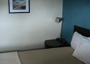 Shore Point Motel hotel thumbnail 5