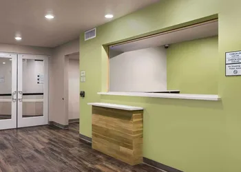 WoodSpring Suites Houston 288 South Medical Center hotel thumbnail 5