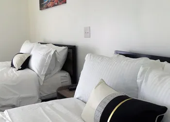 Gatehouse Motel hotel thumbnail 7