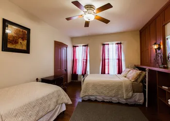 Red Rose Bed & Breakfast hotel thumbnail 8