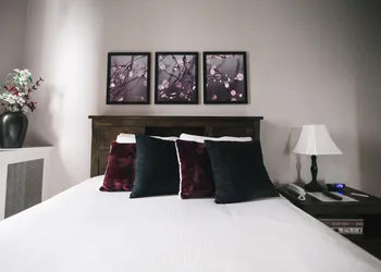 The Continental Hotel hotel thumbnail 3