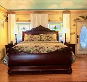 The Old Liberty Schoolhouse B&B hotel detail image 3