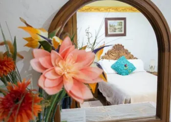 Hotel Eden de los Angeles hotel thumbnail 2